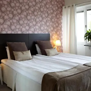 Riverside Stay At Hotel - Aengelholm Hotell